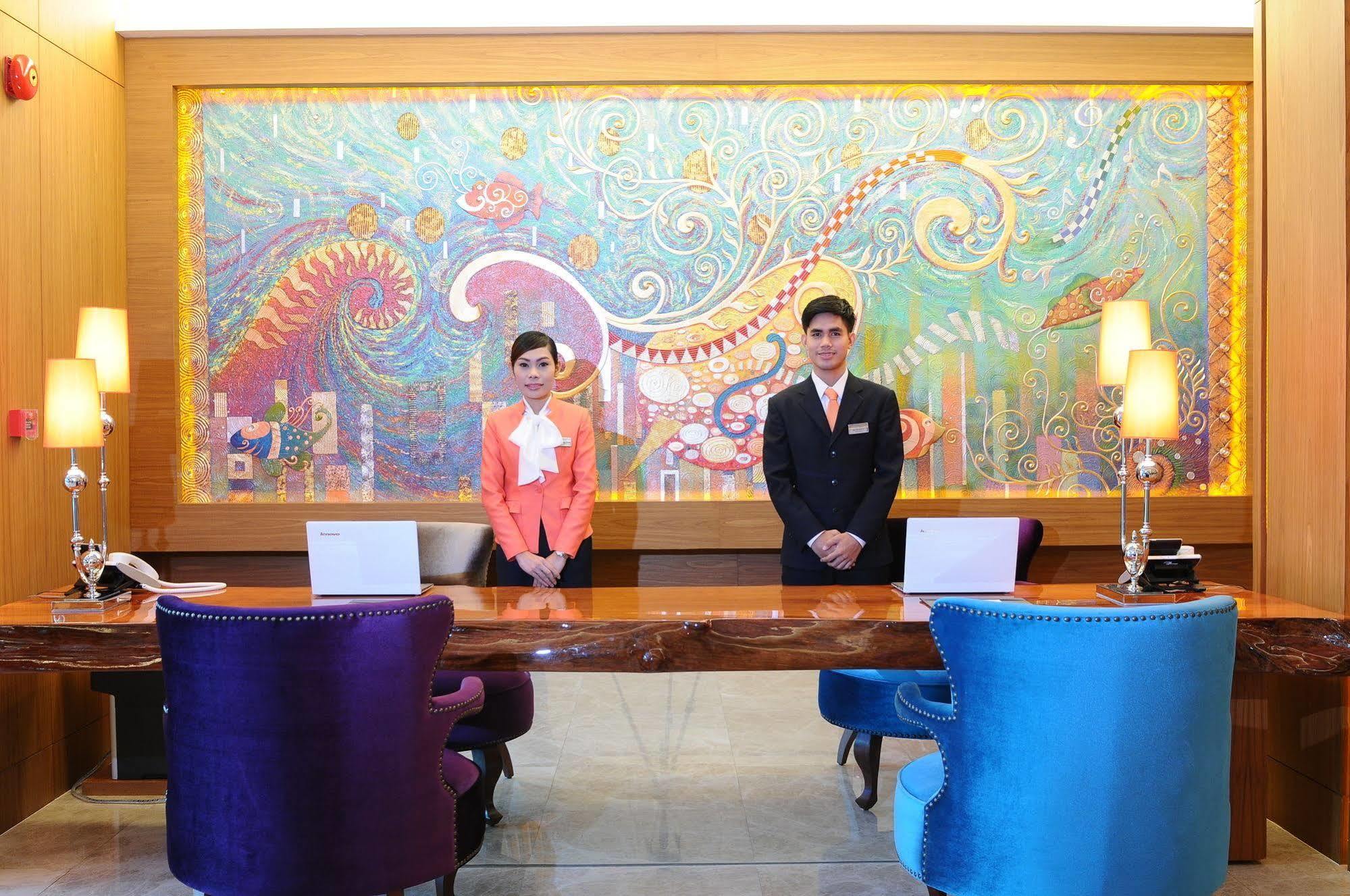 One One Bangkok Hotel Luaran gambar