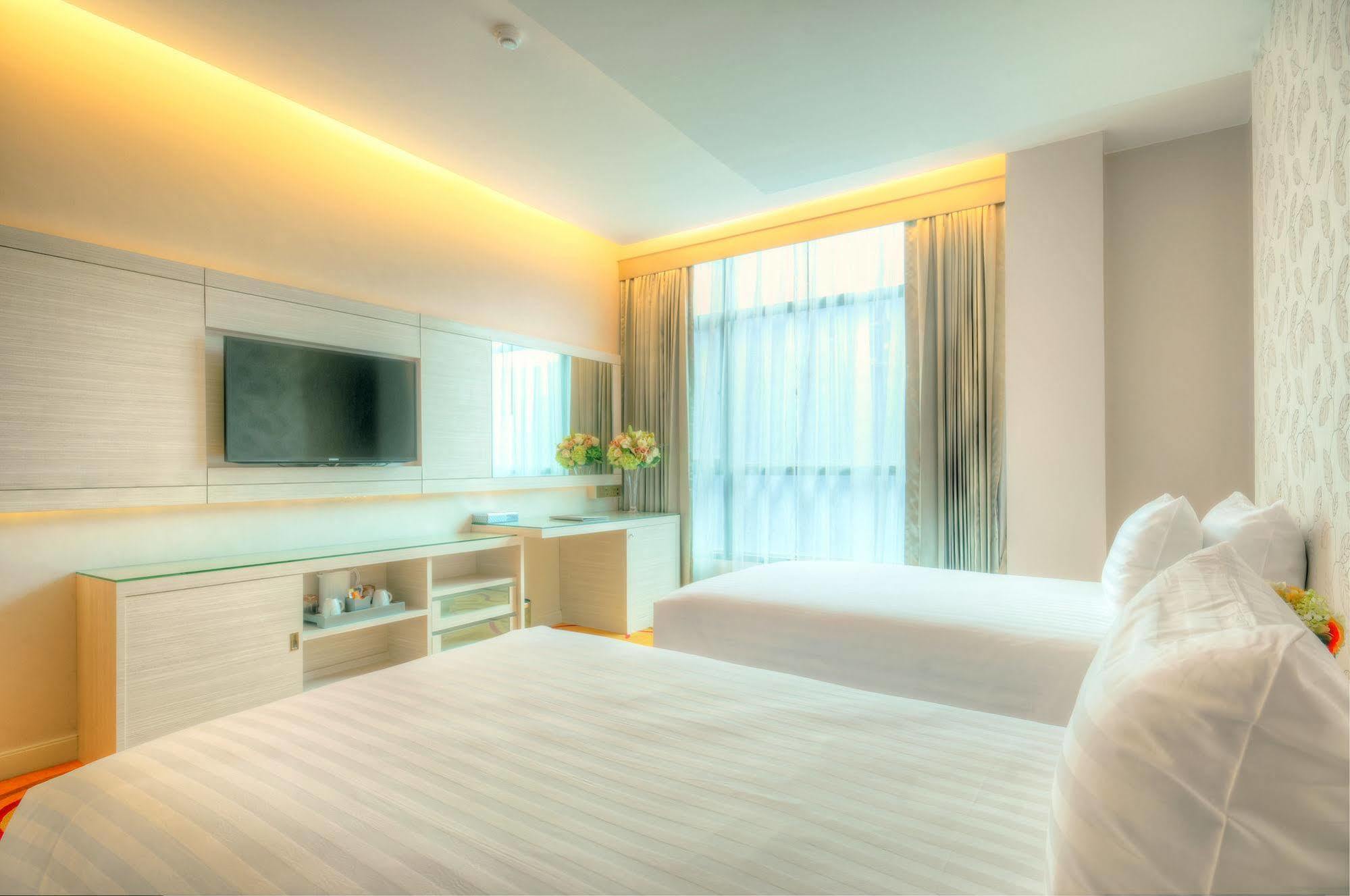 One One Bangkok Hotel Luaran gambar