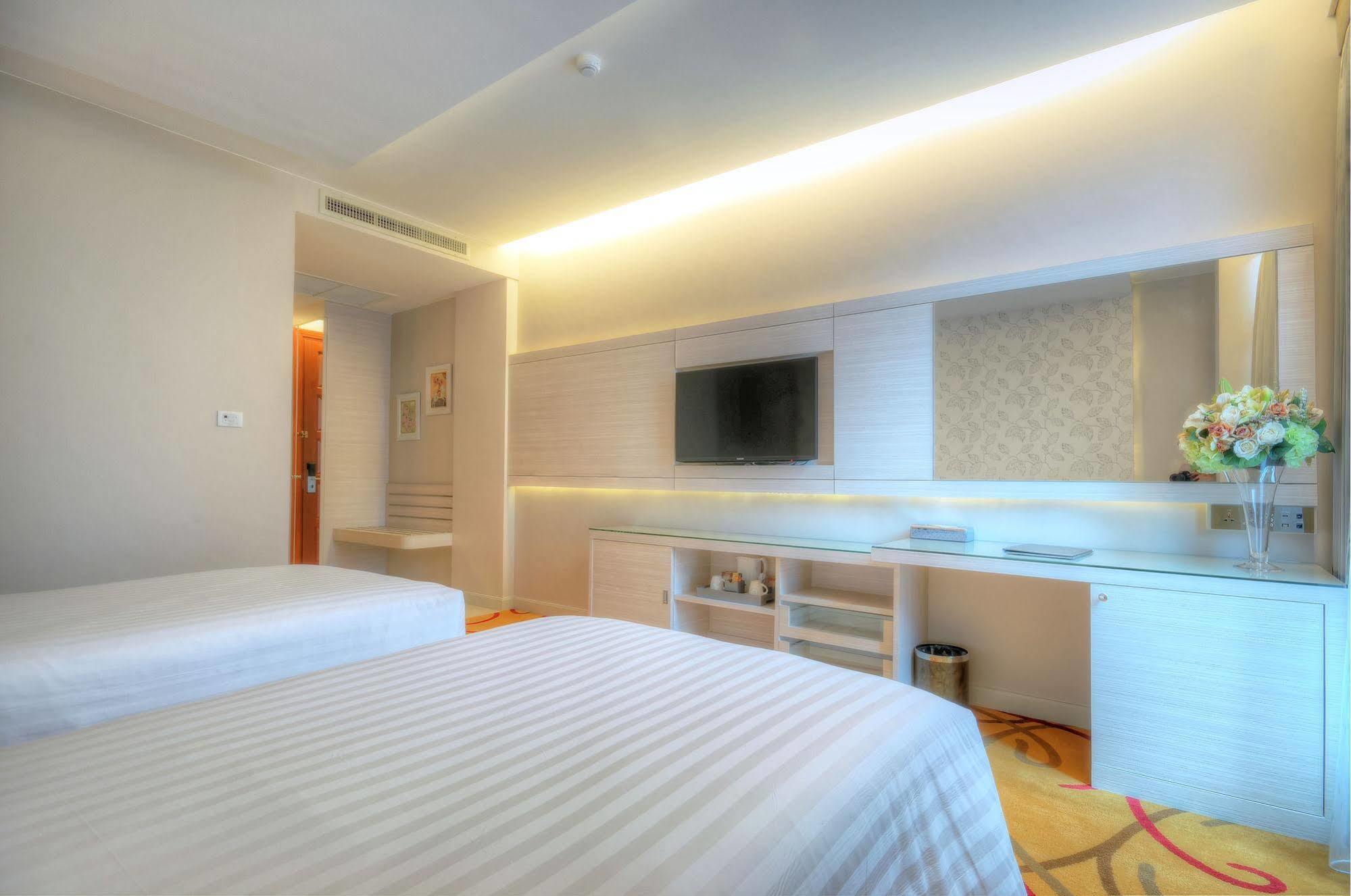 One One Bangkok Hotel Luaran gambar