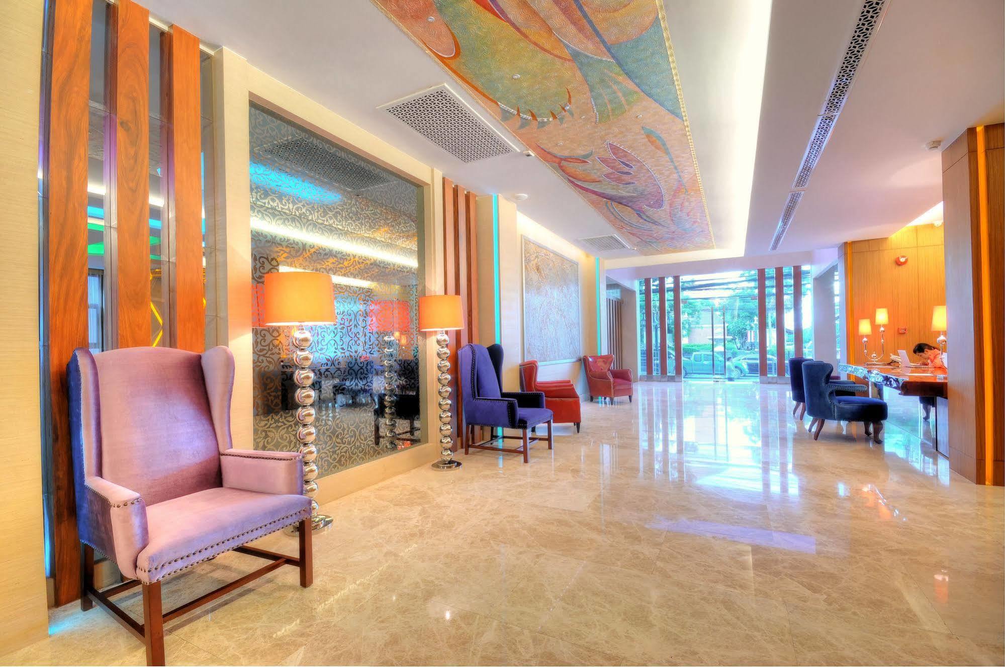 One One Bangkok Hotel Luaran gambar