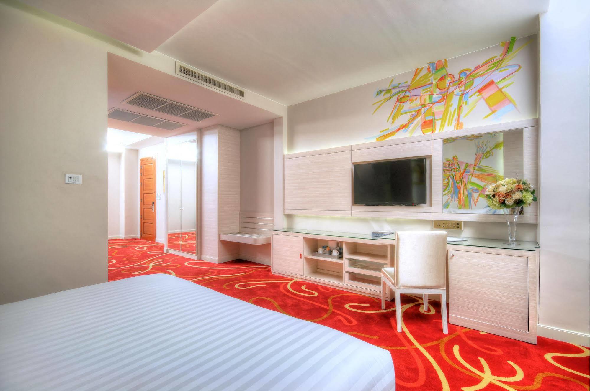 One One Bangkok Hotel Luaran gambar